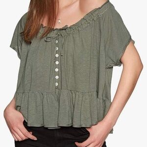Free People Charlie Ruffled Relaxed T-Shirt in large.